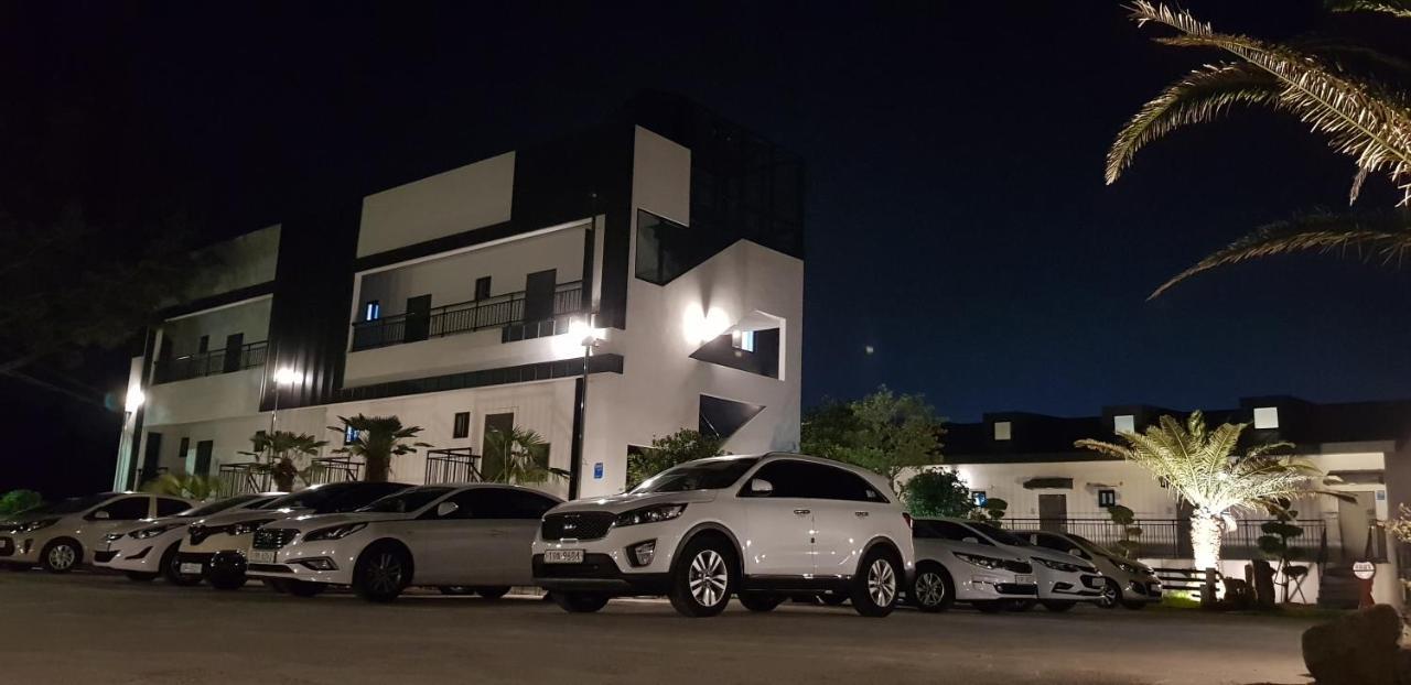Jeju Abientot Βίλα Σεογκουίπο Εξωτερικό φωτογραφία